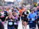 Třicetiletý běžec zemřel v cíli Brooklynského půlmaratonu Maraton Brooklyn 2022