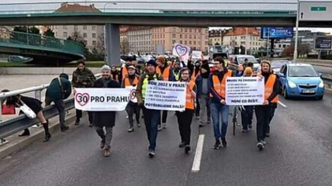 aktivisti 30 km/h v Praze