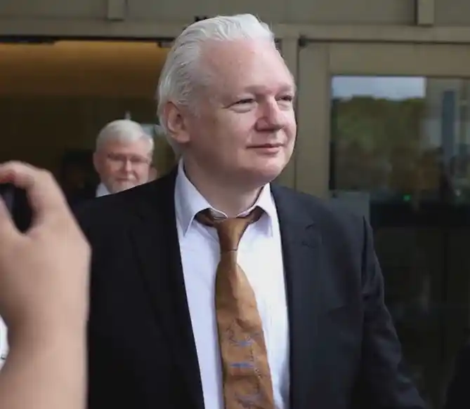 Julian Assange